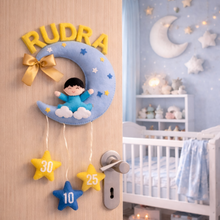 Load image into Gallery viewer, Baby Moon Bunting
