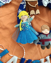 Load image into Gallery viewer, Frozen Theme Name Wreath