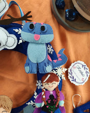 Load image into Gallery viewer, Frozen Theme Name Wreath