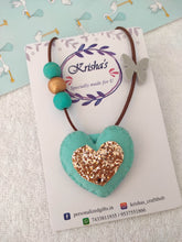Load image into Gallery viewer, Sparkly Heart Necklace