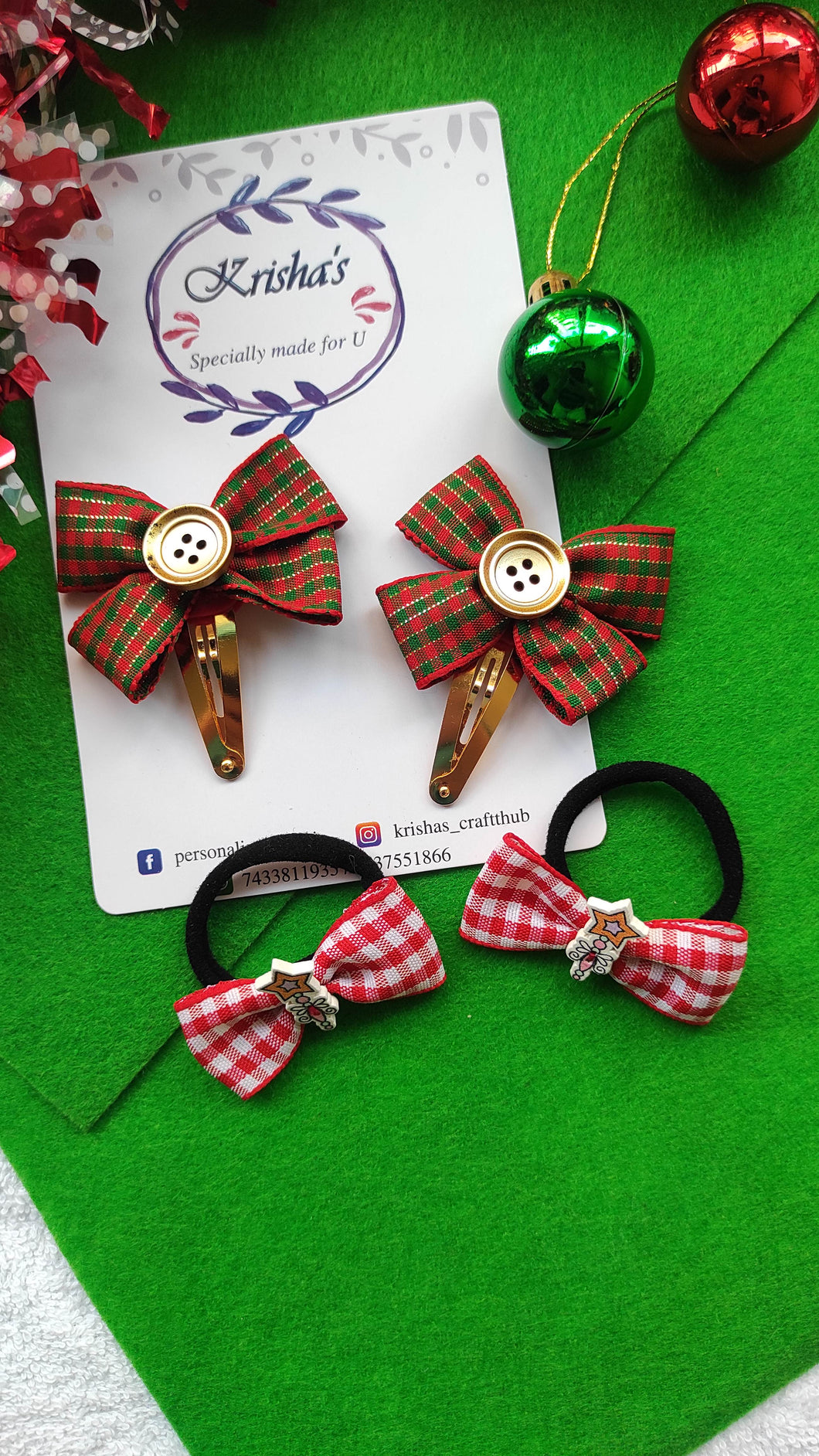 Set of 2 snapclip and set of 2 hair tie  christmas combo -Multicolour