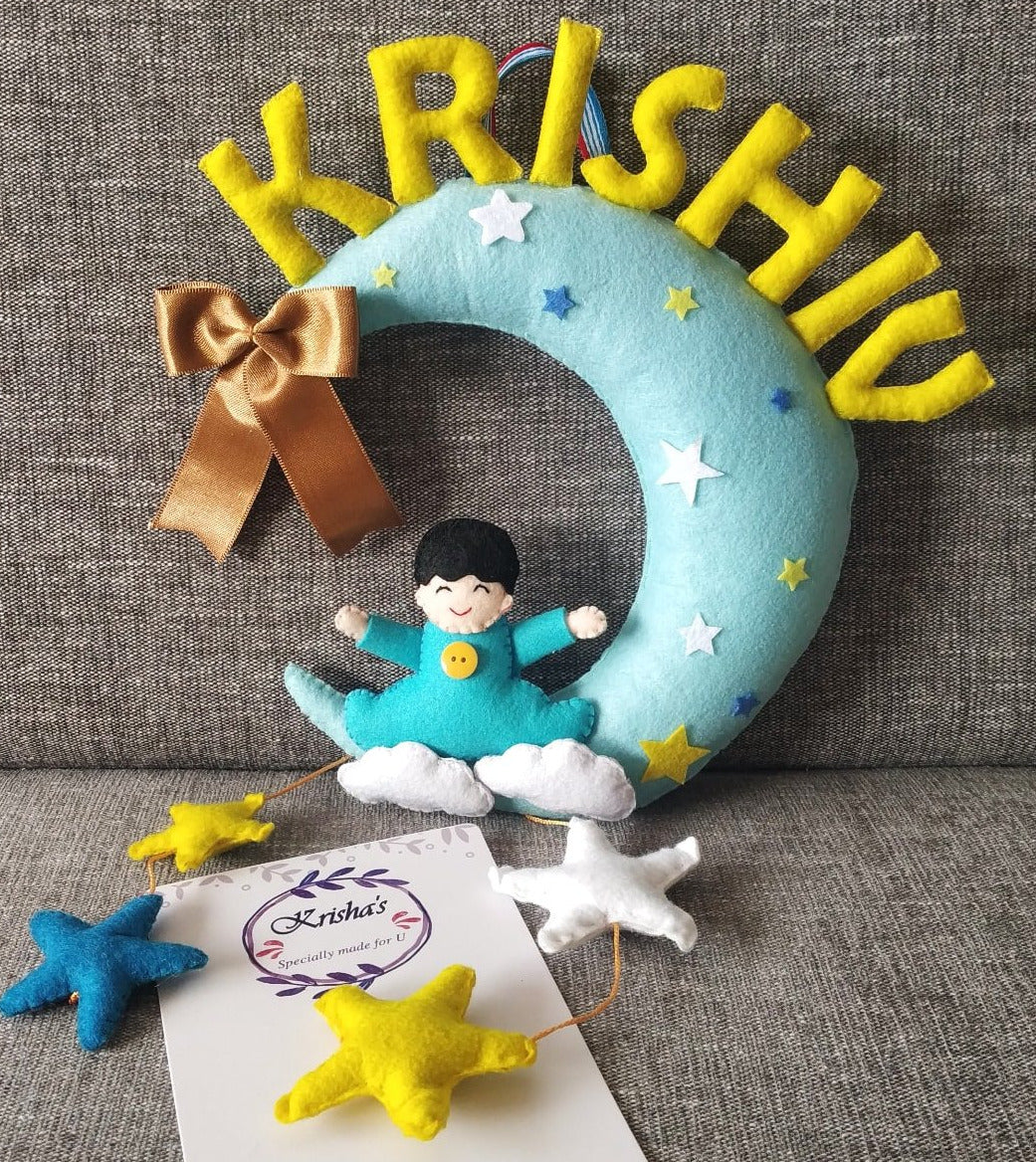 Personalized name bunting. Name bunting for nursery. Name bunting for bedroom. Felt name bunting. Children name bunting. Superhero bunting. Handmade gifts. Handmade bunting. Personalized décor. Nursery decoration. Nursery ideas.  Moon wall décor. Moon decorations.  Moon wall hanging. 