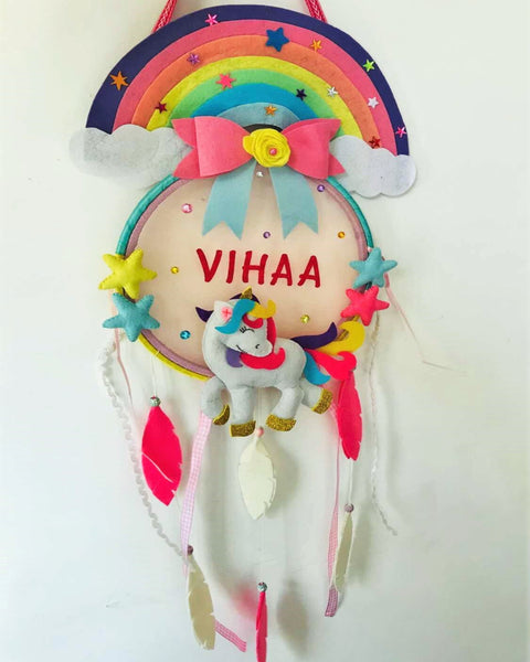 Personalized name bunting. Name bunting for nursery. Name bunting for bedroom. Felt name bunting. Children name bunting.  Handmade gifts. Handmade bunting. Personalized décor. Nursery decoration. Nursery ideas.  Moon wall décor. Pastel Wall décor.  Boho  dream catcher. bohemian dream catcher.