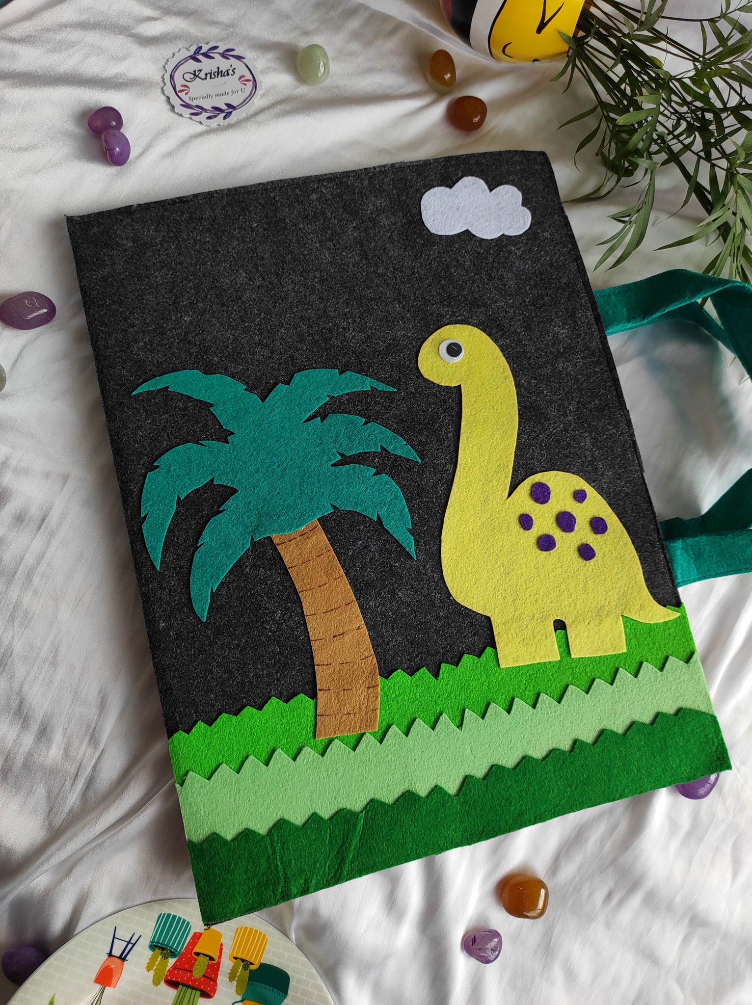 HERMA Dino World A3 Portfolio Folder – Kids Cardboard Art Folder With Inner Print & Elastic Band, Sturdy & Wipeable Dinosaur Design For School