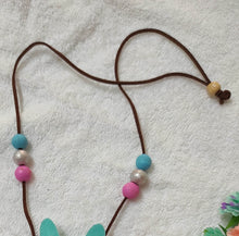 Load image into Gallery viewer, Rainbow Felt Necklaces
